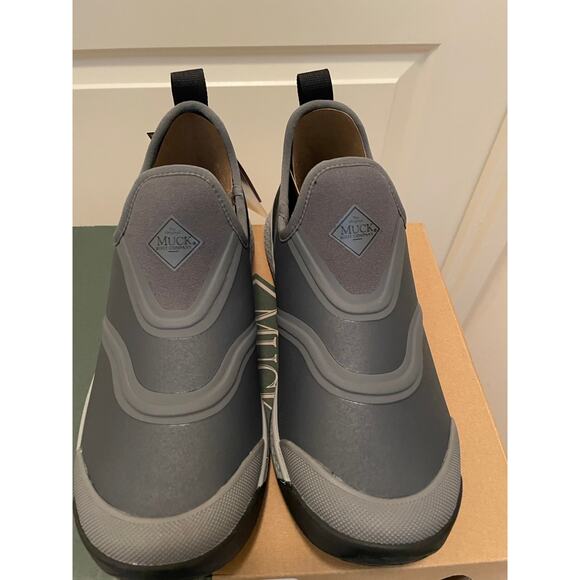 Waterproof All-Weather Low Muck Boot- Men’s Size 8/ Women’s Size 9.5 main image 10